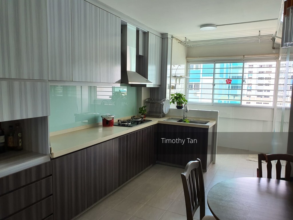 Blk 213 Tampines Street 23 (Tampines), HDB 3 Rooms #241645261